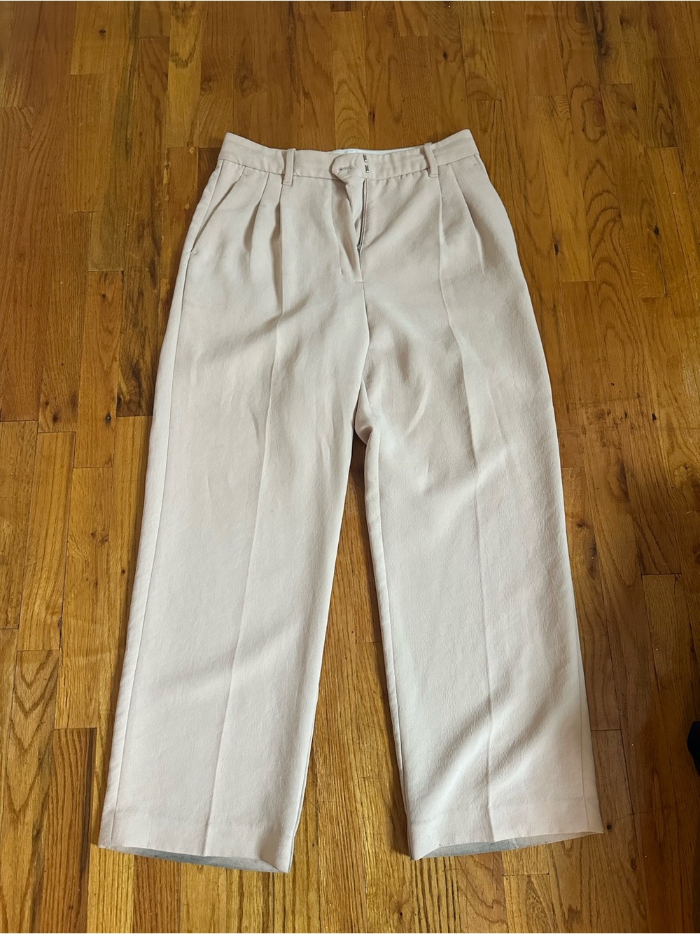 Aritzia effortless trousers in oatmeal